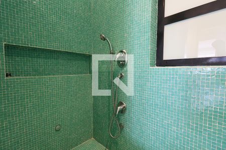 Apartamento à venda com 225m², 3 quartos e 2 vagas Apartamento à venda com 225m², 3 quartos e 2 vagasBanheiro Corredor