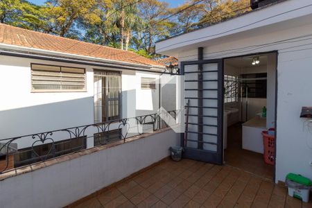 Casa à venda com 220m², 4 quartos e 4 vagasÁrea de Serviço