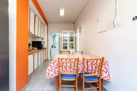 Casa à venda com 220m², 4 quartos e 4 vagasCozinha