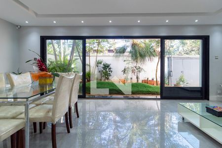 Sala de casa à venda com 4 quartos, 220m² em Brooklin Paulista, São Paulo