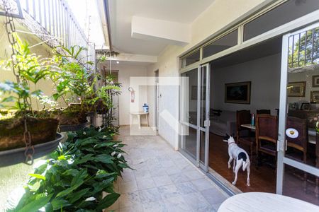 Varanda da Sala 1 de casa à venda com 7 quartos, 400m² em Santo Antônio, Belo Horizonte