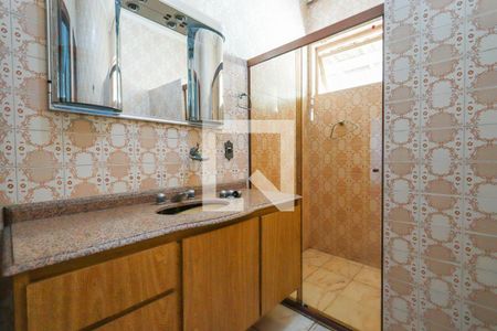 Casa à venda com 415m², 4 quartos e 4 vagas Casa à venda com 415m², 4 quartos e 4 vagasBanheiro Social