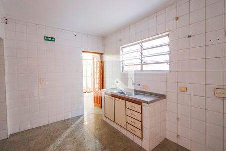 Casa à venda com 415m², 4 quartos e 4 vagas Casa à venda com 415m², 4 quartos e 4 vagasCozinha