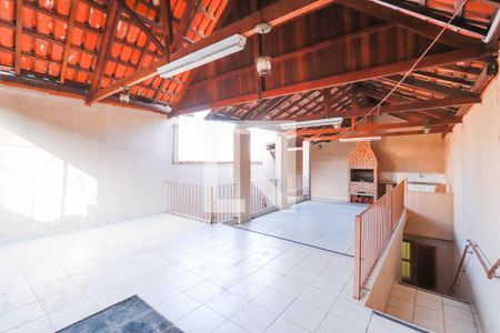 Casa à venda com 415m², 4 quartos e 4 vagas Casa à venda com 415m², 4 quartos e 4 vagasChurrasqueira