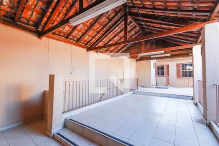 Casa à venda com 415m², 4 quartos e 4 vagas Casa à venda com 415m², 4 quartos e 4 vagasChurrasqueira