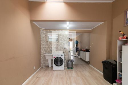 Cozinha e Área de Serviço de casa à venda com 2 quartos, 100m² em Hípica, Porto Alegre
