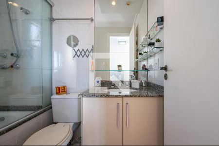 Apartamento para alugar com 80m², 3 quartos e 2 vagasBanheiro da Suíte