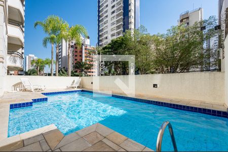 Apartamento para alugar com 80m², 3 quartos e 2 vagasÁrea comum - Piscina