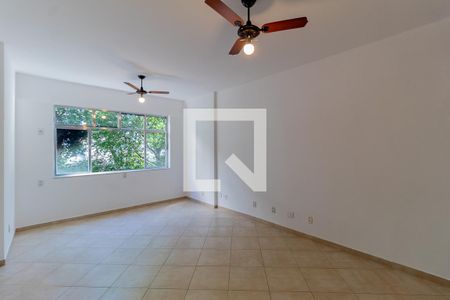 Sala/Quarto de kitnet/studio para alugar com 1 quarto, 28m² em Centro, Rio de Janeiro