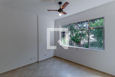 Sala/Quarto de kitnet/studio para alugar com 1 quarto, 28m² em Centro, Rio de Janeiro