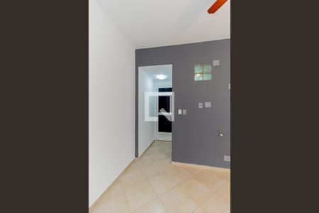 Sala/Quarto de kitnet/studio para alugar com 1 quarto, 28m² em Centro, Rio de Janeiro