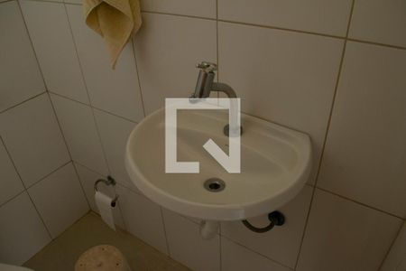 Casa à venda com 304m², 3 quartos e 5 vagasBanheiro serviço