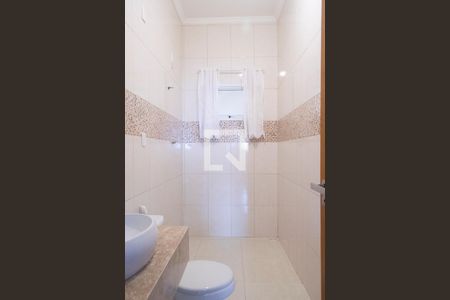 Banheiro de casa à venda com 3 quartos, 304m² em Vila Isolina Mazzei, São Paulo