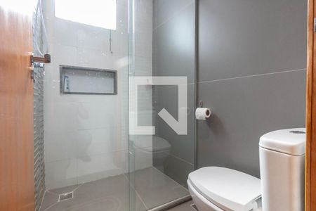 Casa à venda com 220m², 2 quartos e 1 vagaBanheiro Social