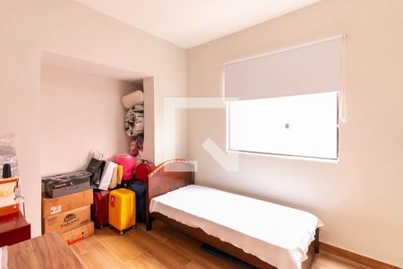 Quarto 1 de casa à venda com 2 quartos, 220m² em Carlos Prates, Belo Horizonte