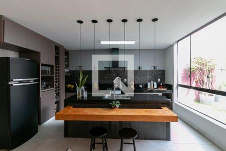 Casa à venda com 220m², 2 quartos e 1 vagaCozinha