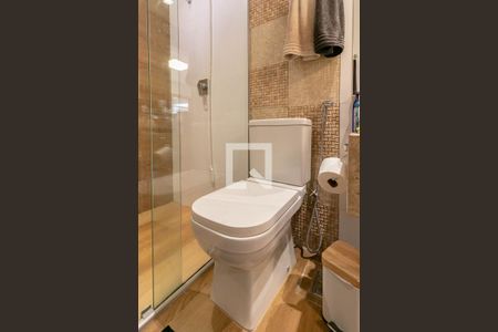 Casa à venda com 220m², 2 quartos e 1 vagaBanheiro da Suíte