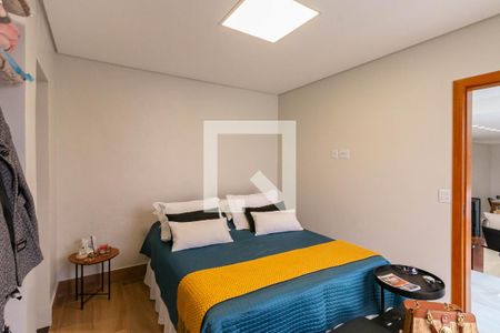 Casa à venda com 220m², 2 quartos e 1 vagaQuarto Suíte