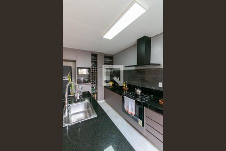 Casa à venda com 220m², 2 quartos e 1 vagaCozinha