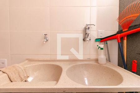 Casa à venda com 220m², 2 quartos e 1 vagaÁrea de Serviço