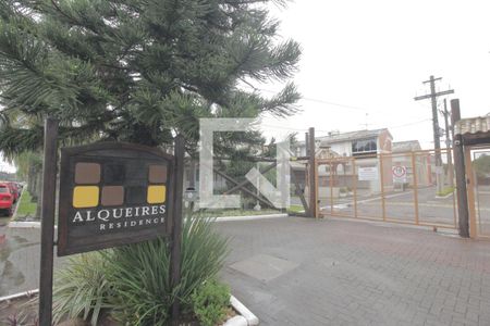 Casa de condomínio à venda com 107m², 4 quartos e 2 vagasFachada e portaria