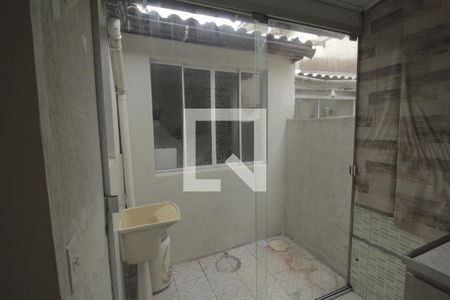 Casa de condomínio à venda com 107m², 4 quartos e 2 vagasÁrea externa