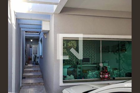 Casa à venda com 180m², 3 quartos e 2 vagasArea Comum