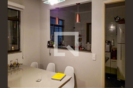 Casa à venda com 180m², 3 quartos e 2 vagasCozinha