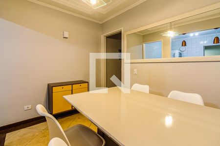 Casa à venda com 180m², 3 quartos e 2 vagasSala 3