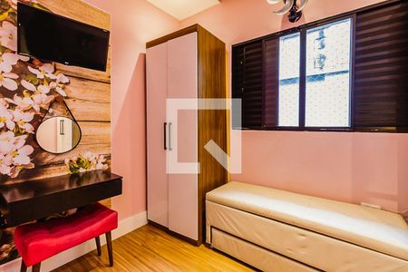 Casa à venda com 180m², 3 quartos e 2 vagasQuarto 2