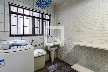 Casa à venda com 180m², 3 quartos e 2 vagasArea de Serviço