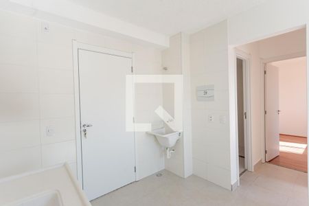 Apartamento à venda com 32m², 2 quartos e sem vaga Apartamento à venda com 32m², 2 quartos e sem vagaCozinha e Área de Serviço