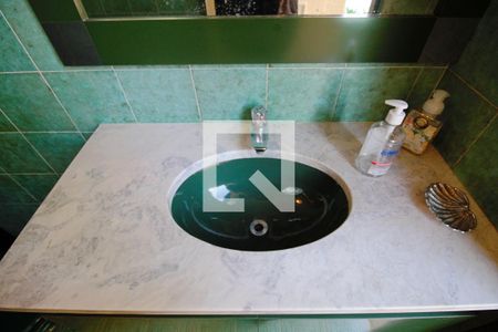 Casa à venda com 440m², 4 quartos e 3 vagasBanheiro Externo