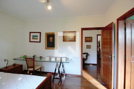 Casa à venda com 440m², 4 quartos e 3 vagasSuíte 4