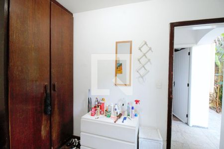 Casa à venda com 440m², 4 quartos e 3 vagasQuarto de Serviço