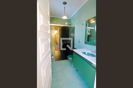 Casa à venda com 440m², 4 quartos e 3 vagasBanheiro Externo