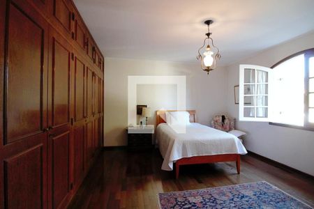 Casa à venda com 440m², 4 quartos e 3 vagasSuíte 3