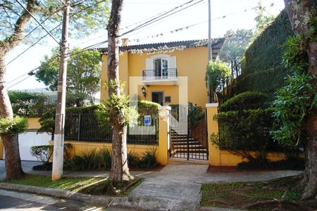 Casa à venda com 440m², 4 quartos e 3 vagasFachada