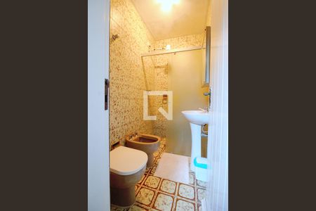 Casa à venda com 440m², 4 quartos e 3 vagasBanheiro de serviço