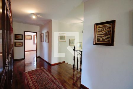 Casa à venda com 440m², 4 quartos e 3 vagasCorredor