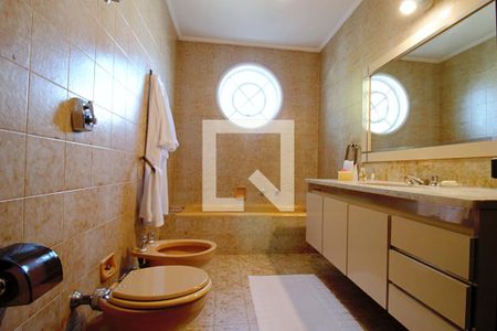 Casa à venda com 440m², 4 quartos e 3 vagasBanheiro da Suíte 3