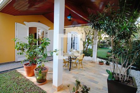 Casa à venda com 440m², 4 quartos e 3 vagasQuintal