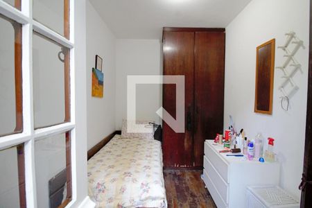 Casa à venda com 440m², 4 quartos e 3 vagasQuarto de Serviço