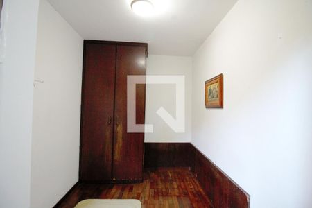 Casa à venda com 440m², 4 quartos e 3 vagasQuarto de Serviço 2