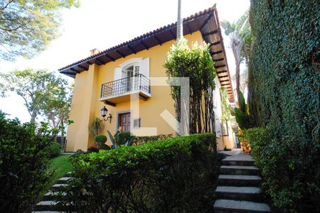 Casa à venda com 440m², 4 quartos e 3 vagasQuintal