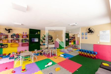 Apartamento à venda com 71m², 3 quartos e 1 vagaÁrea comum