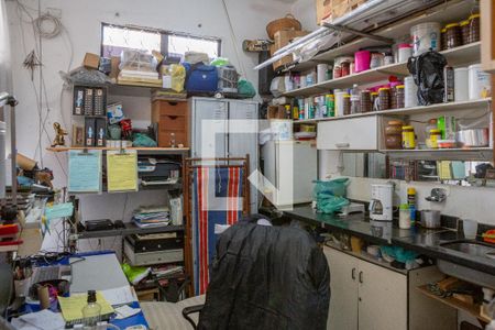 Casa à venda com 120m², 3 quartos e 2 vagas Casa à venda com 120m², 3 quartos e 2 vagasFundos