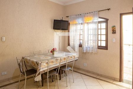 Casa à venda com 120m², 3 quartos e 2 vagas Casa à venda com 120m², 3 quartos e 2 vagasCopa