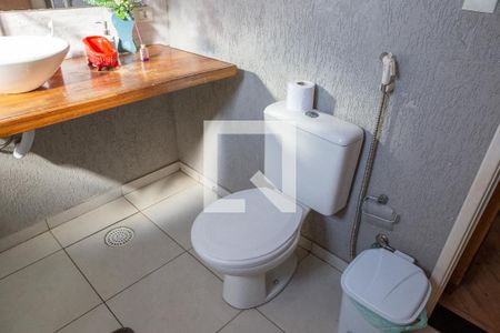 Casa à venda com 120m², 3 quartos e 2 vagas Casa à venda com 120m², 3 quartos e 2 vagasBanheiro Social