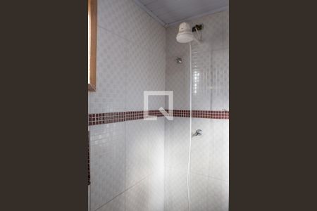 Casa à venda com 120m², 3 quartos e 2 vagas Casa à venda com 120m², 3 quartos e 2 vagasBanheiro Social